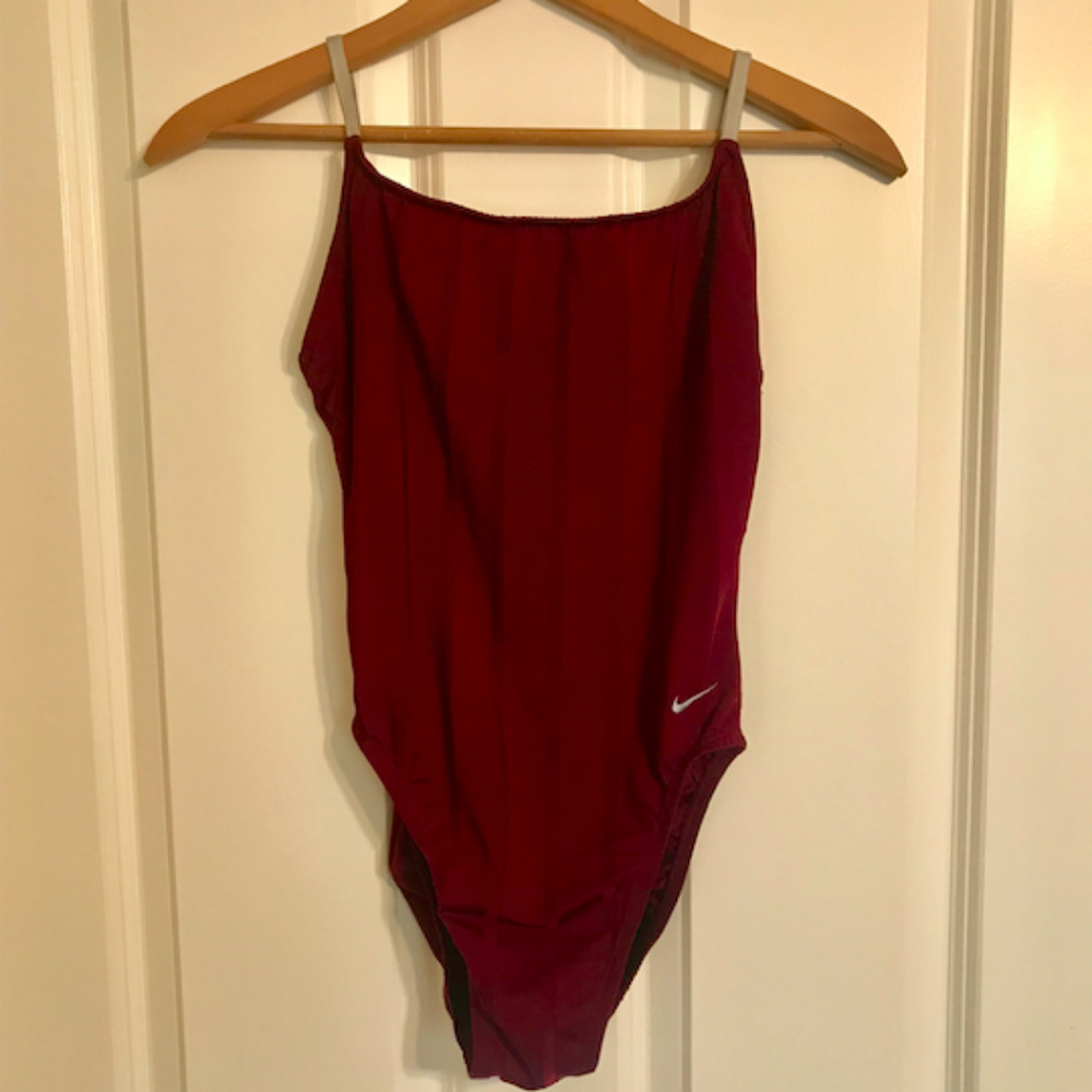 Nike Women's Competitive Swimsuit US34/WMS8
